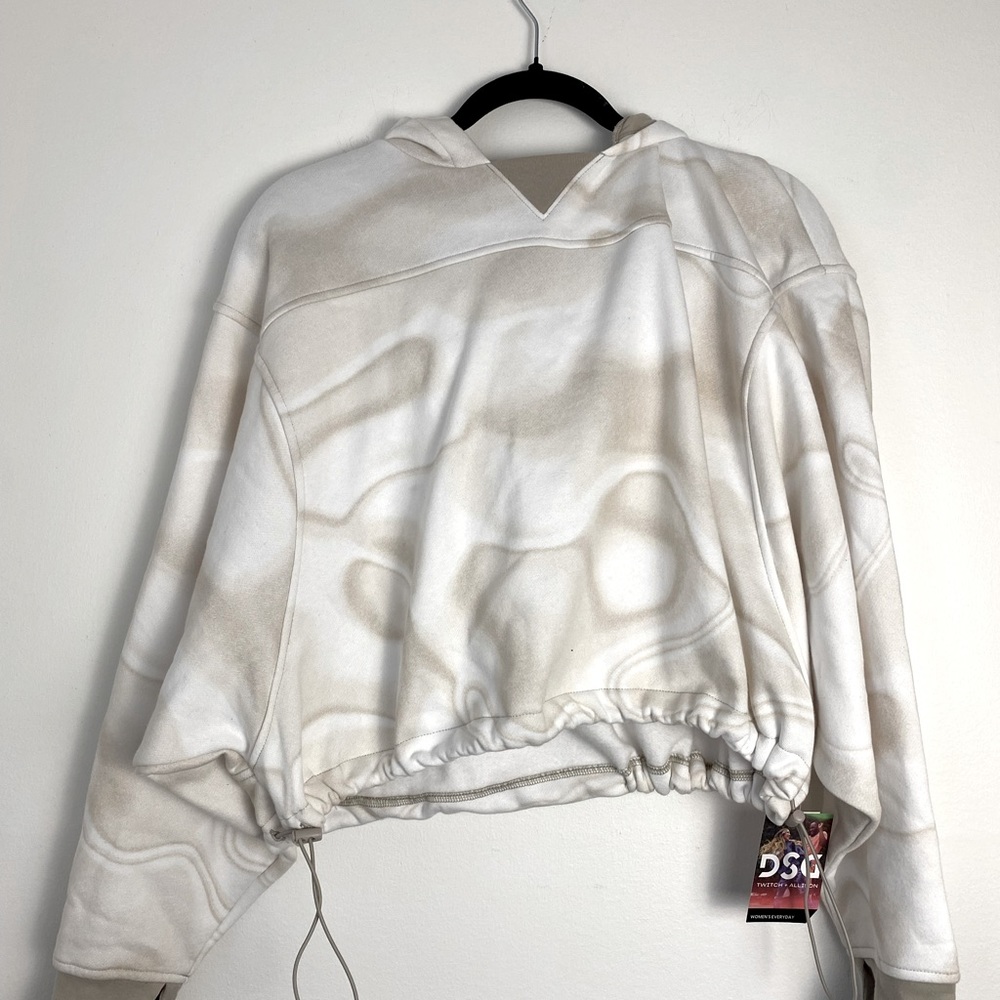 NWT DSG X TWITCH + ALLISON Regular Fit Cropped Hoodie Marble White fleece lined